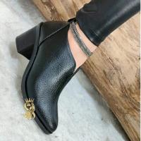 لوگوی فروشگاه کیف و کفش شریفی