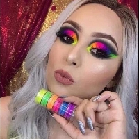 لوگوی فروشگاه محصولات آرایشی وبهداشتی مبینا