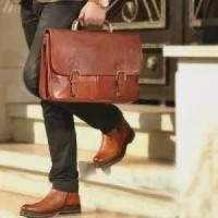 لوگوی فروشگاه چرم طبیعی لبخند