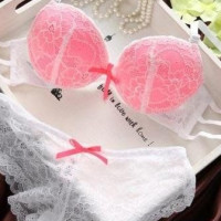 لوگوی فروشگاه مادام شاپ